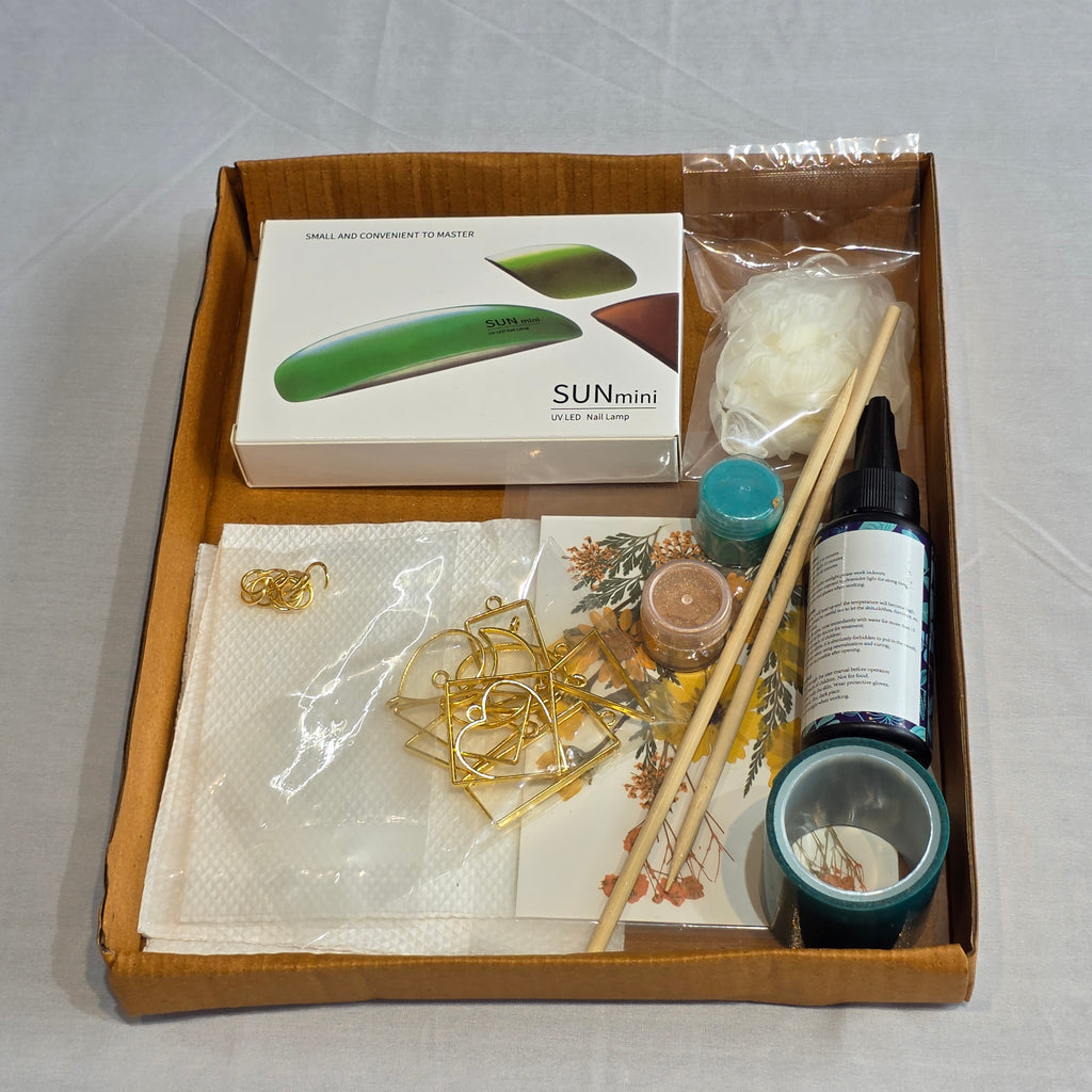 DIY UV Resin Pendant Kit