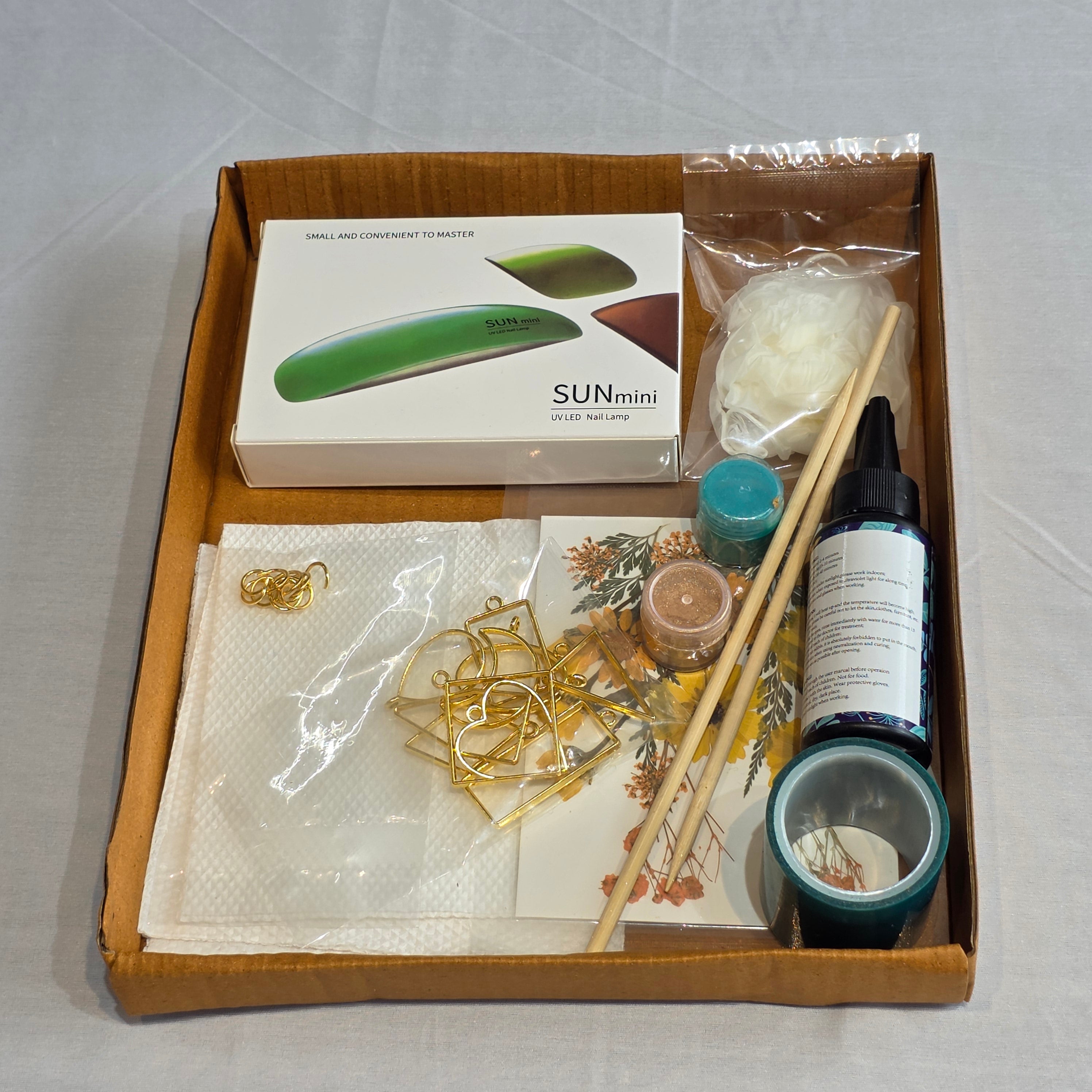 DIY UV Resin Pendant Kit